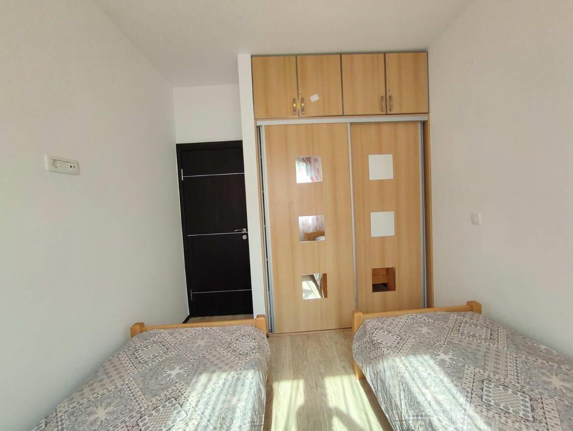 Apartment Adrialux Budva